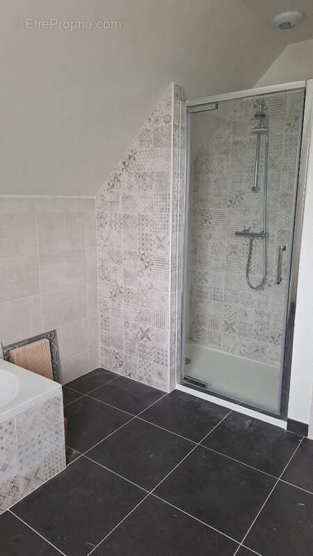 Maison à LA CHAPELLE-DES-MARAIS