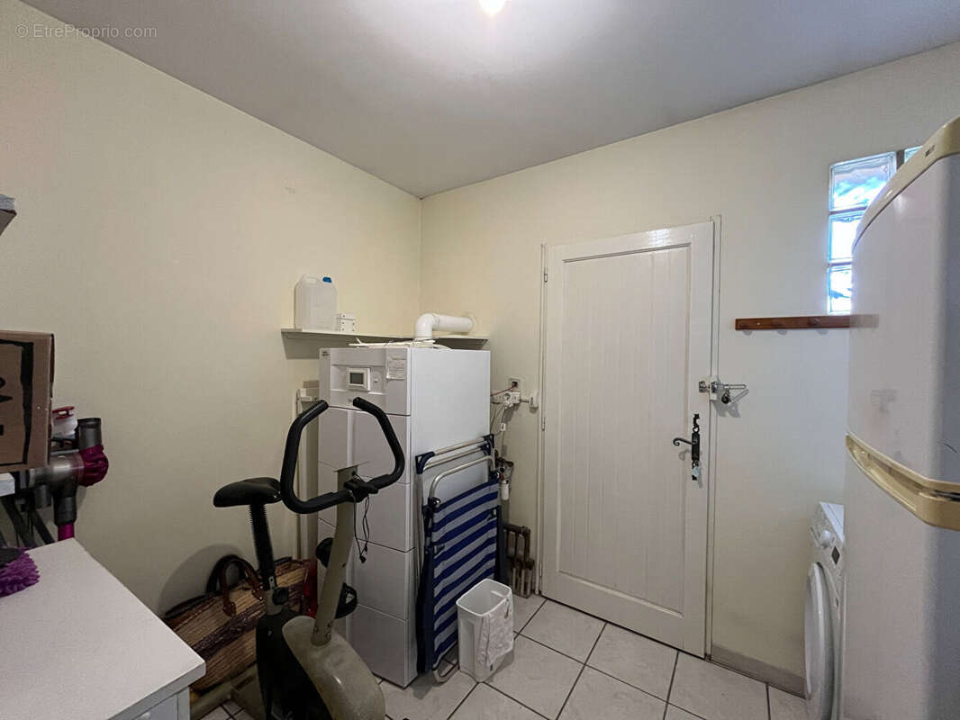 Maison à L'ISLE-SUR-LA-SORGUE