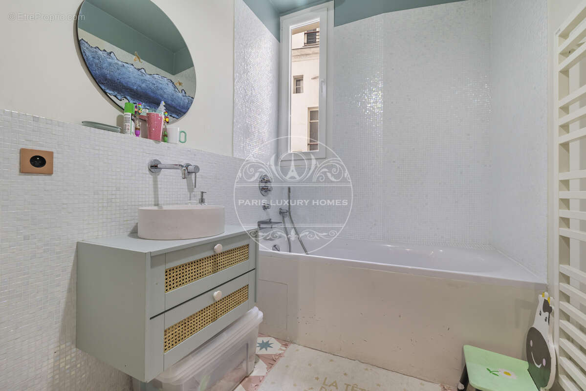 Appartement à PARIS-5E