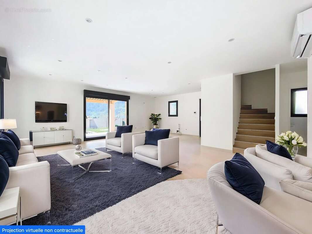 Maison 137 m² à Tourrette-Levens  - photo 2