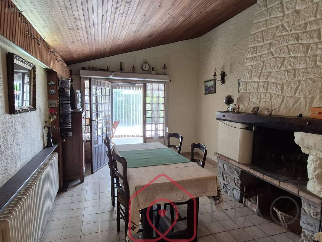 Vinon sur verdon villa de 120 m², 2 chambres sur 1070 m² de terrain - photo 6
