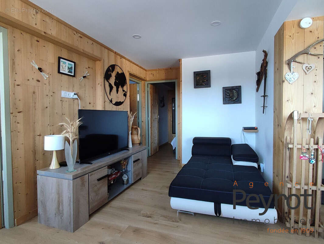 Appartement à EGAT