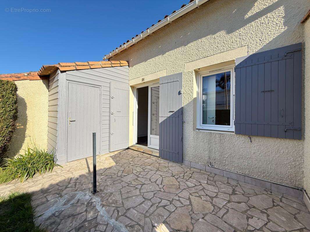 Maison à VAUX-SUR-MER