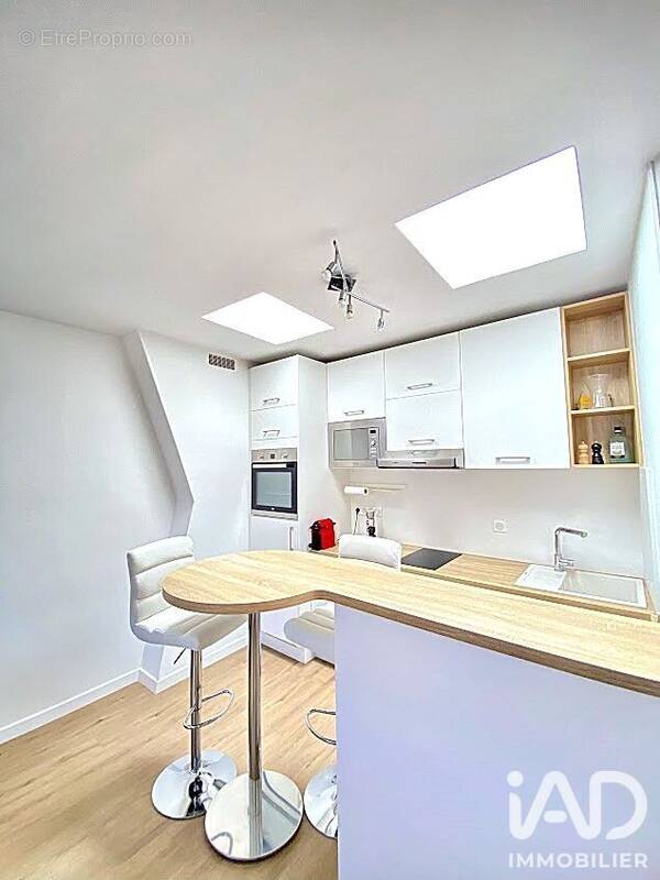 Photo 1 - Appartement à PARIS-17E