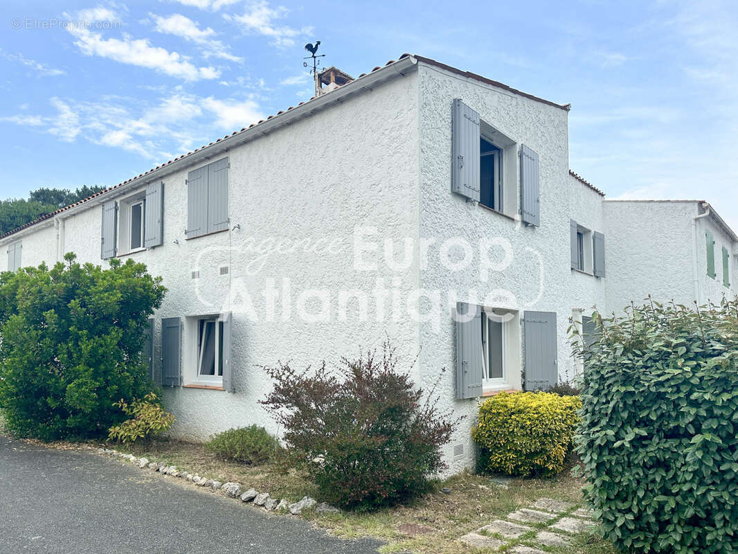 Maison à LES MATHES