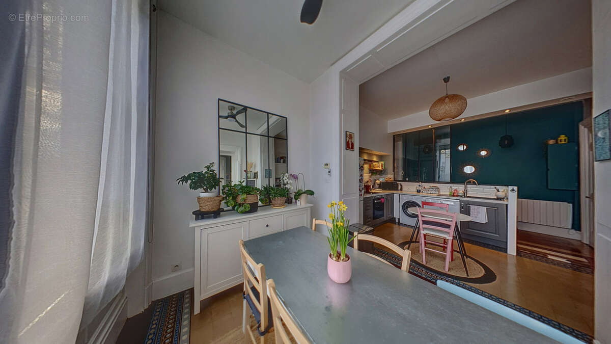 Appartement à SAINT-CLAIR-DE-LA-TOUR