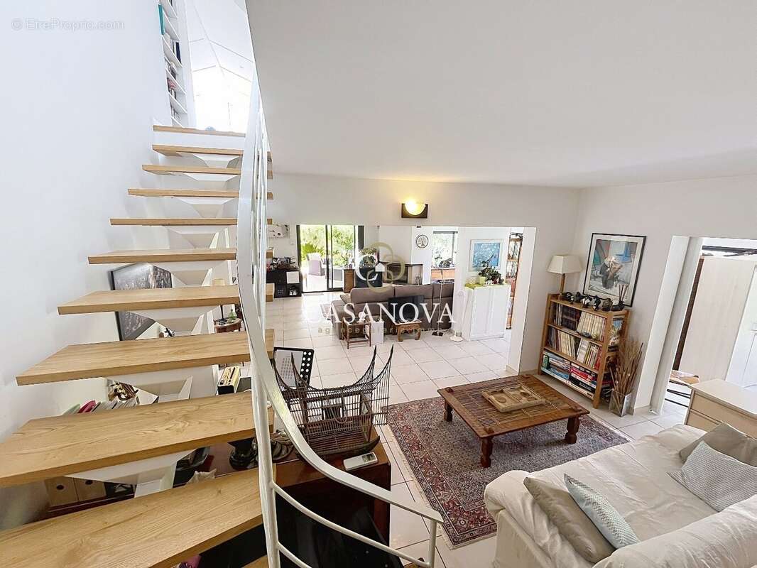 Villa à vendre à Laurens avec grand jardin paysager - photo 11