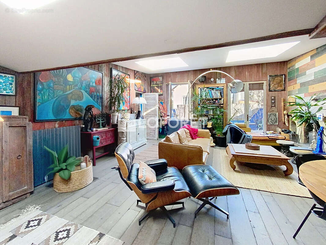 Maison à VERNEUIL-SUR-SEINE