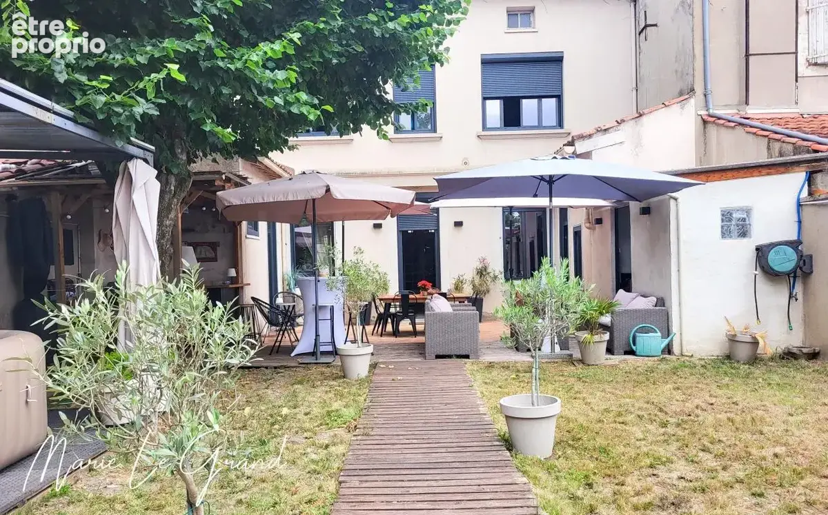 Maison à CASTRES