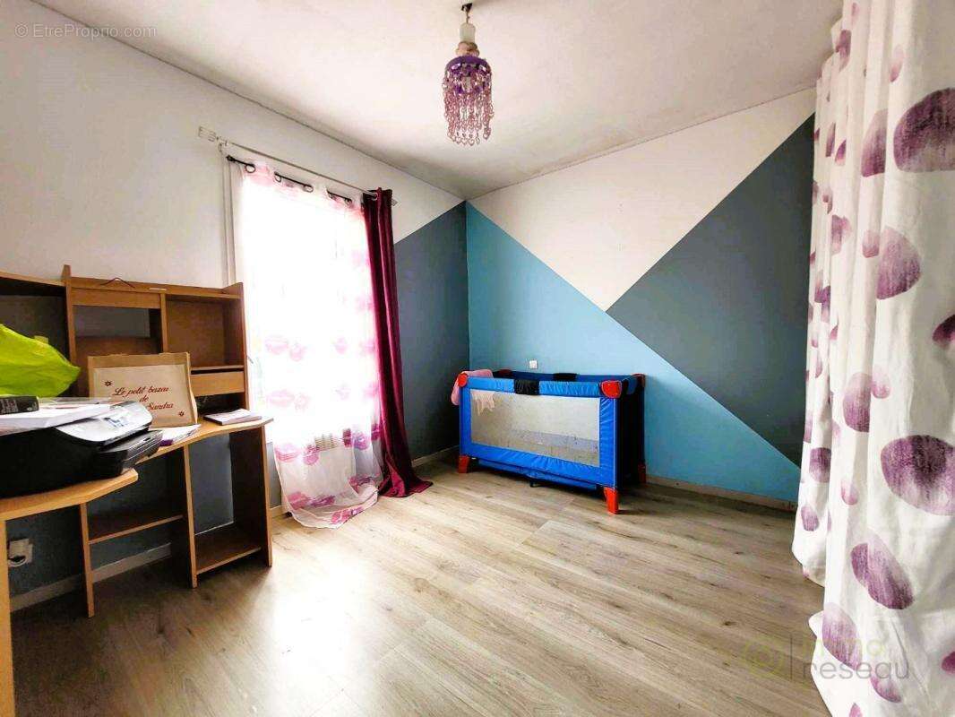 Maison 130 m² à Braud-Et-Saint-Louis  - photo 9