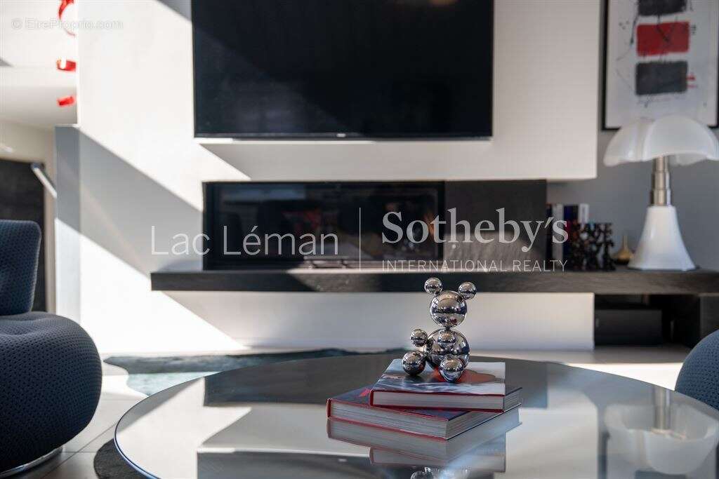 Maison à VETRAZ-MONTHOUX