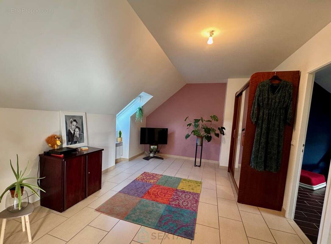 Maison à BONNIERES-SUR-SEINE
