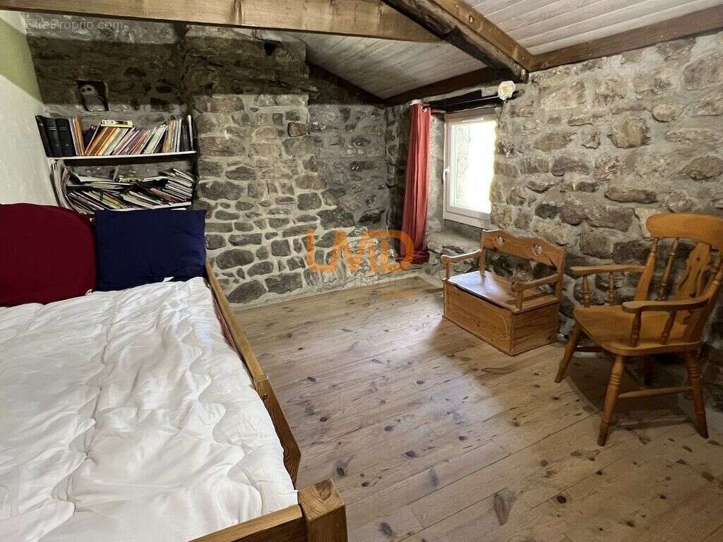 Propriété 54 hectares, rare en Ardèche - photo 13