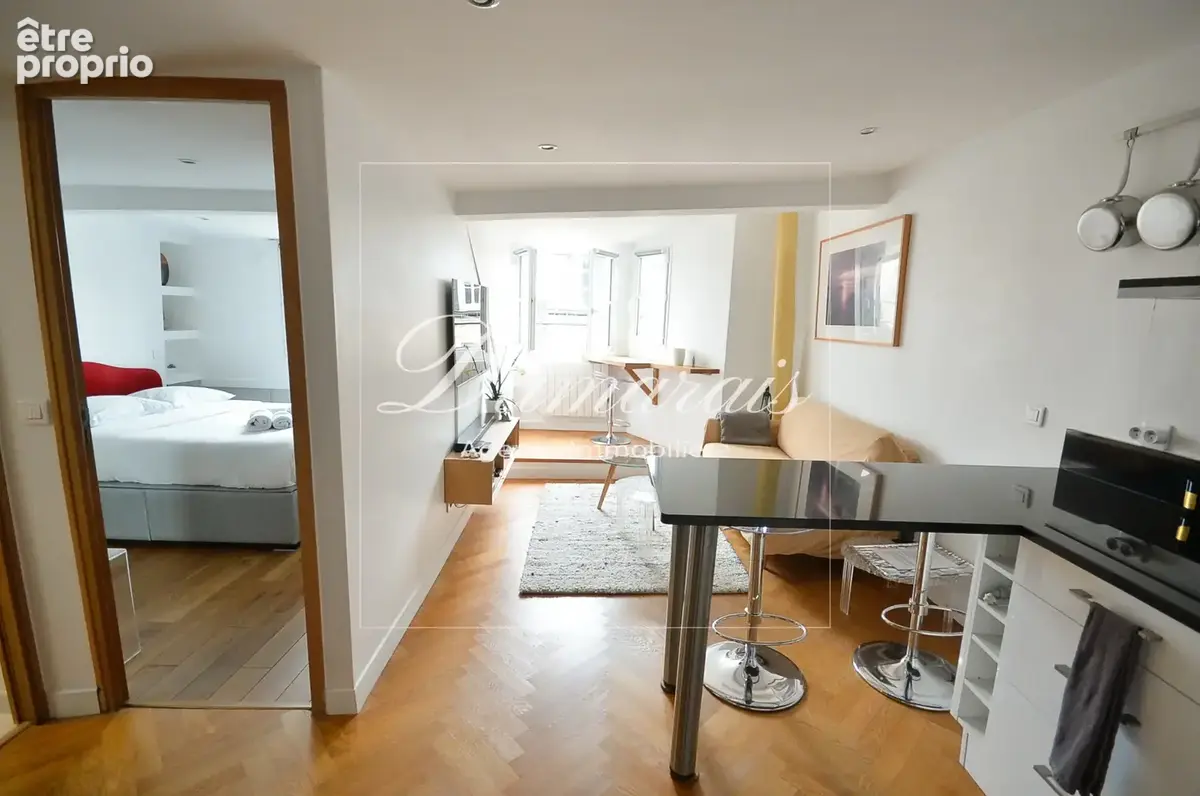 Appartement à PARIS-4E