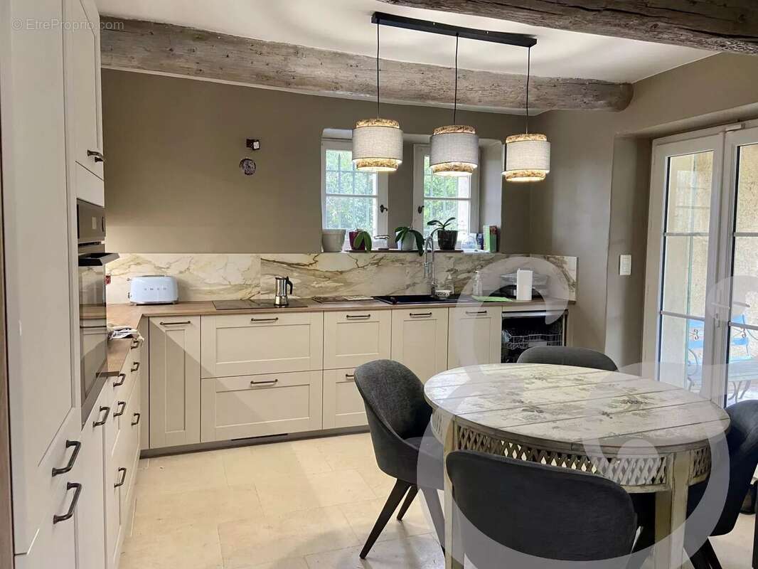 Maison à PLAN-D'ORGON