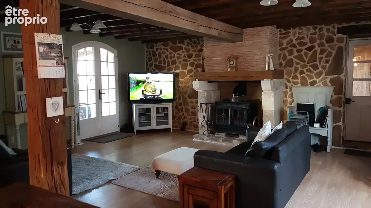 Grange aménagée offrant une vie de famille confortable dans un endroit tranquille - photo 8