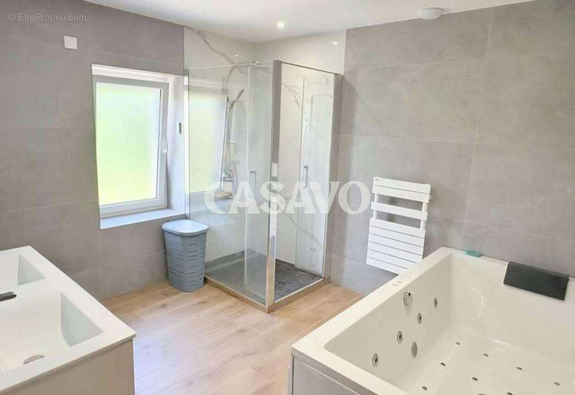 Vente Maison 4 pièces de 114m² - 38440 Meyssiez - photo 4
