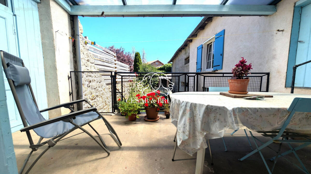 Maison à BELLEVUE-LA-MONTAGNE