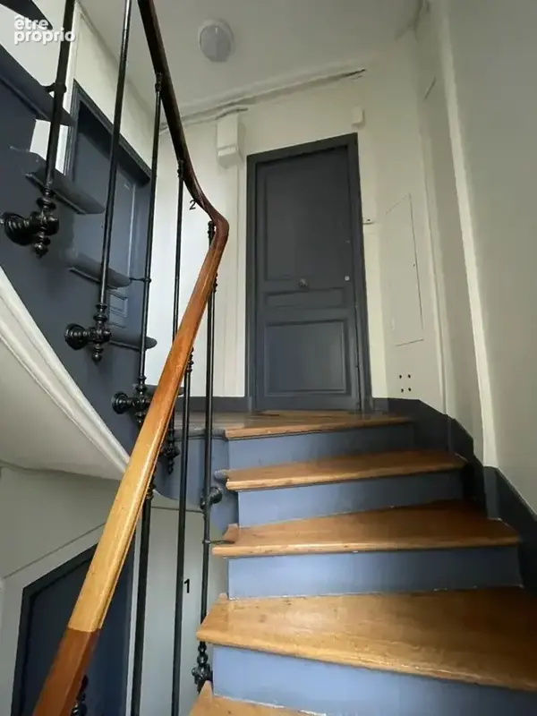 2P de 34 m² avec tout le charme de l’ancien - photo 4