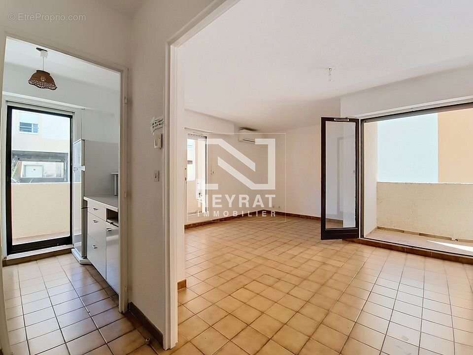Appartement à SAINT-RAPHAEL