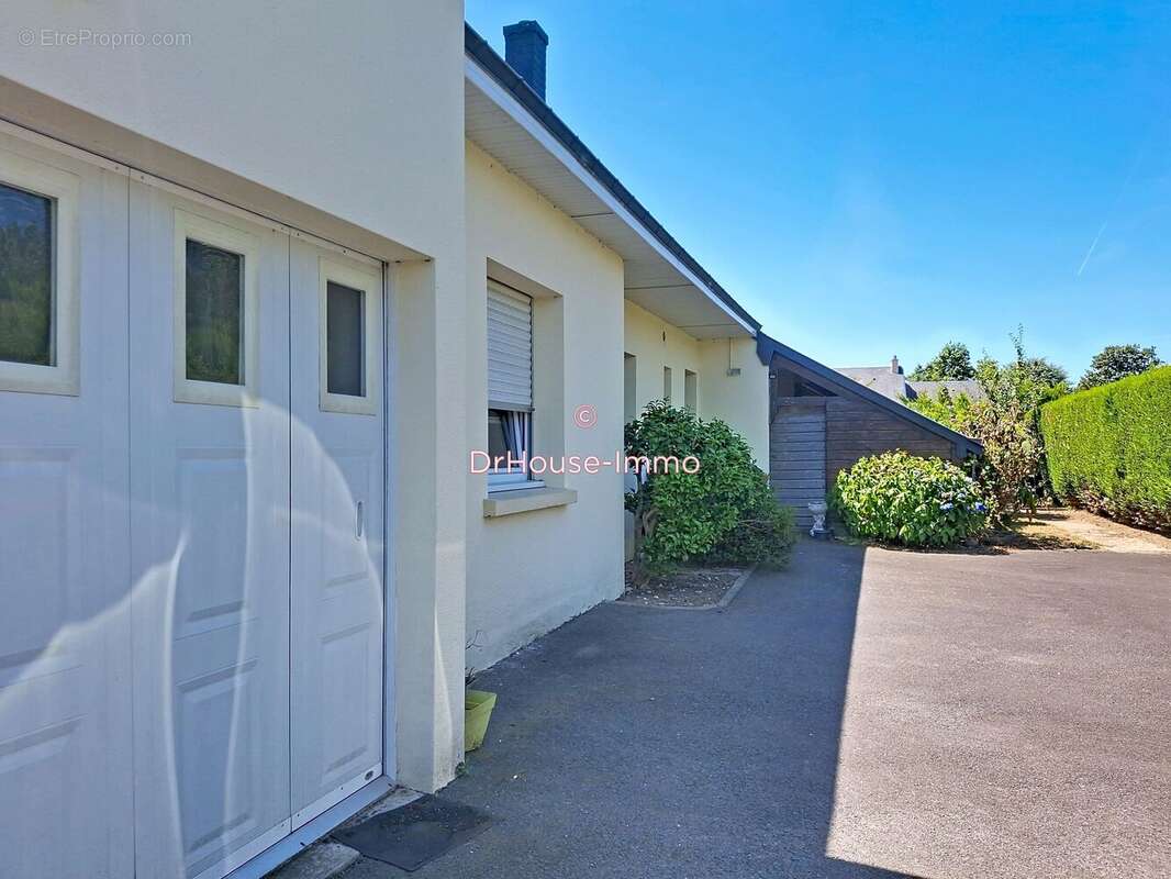 Maison 150 m² à Le Val-Saint-Pere  - photo 15