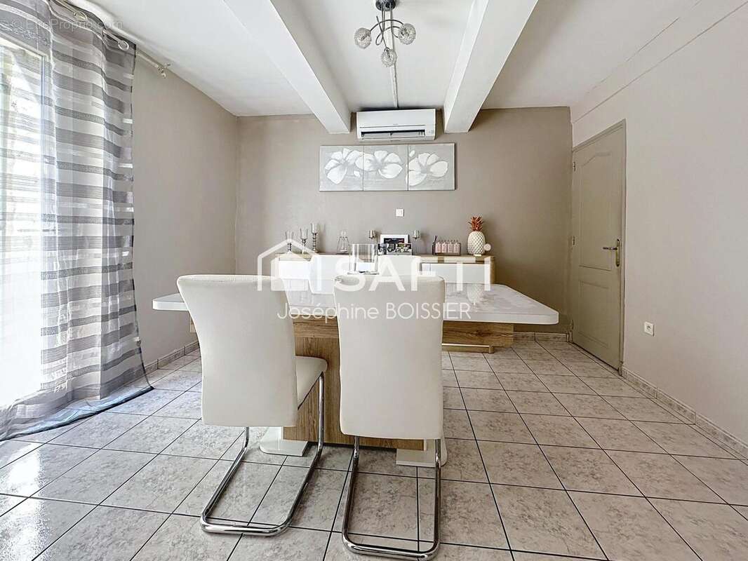 Photo 8 - Maison à LE PONTET