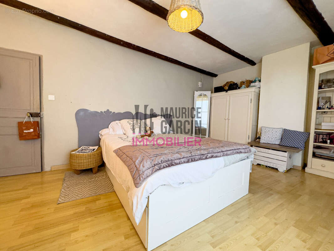Maison 151 m² à Orange  - photo 8