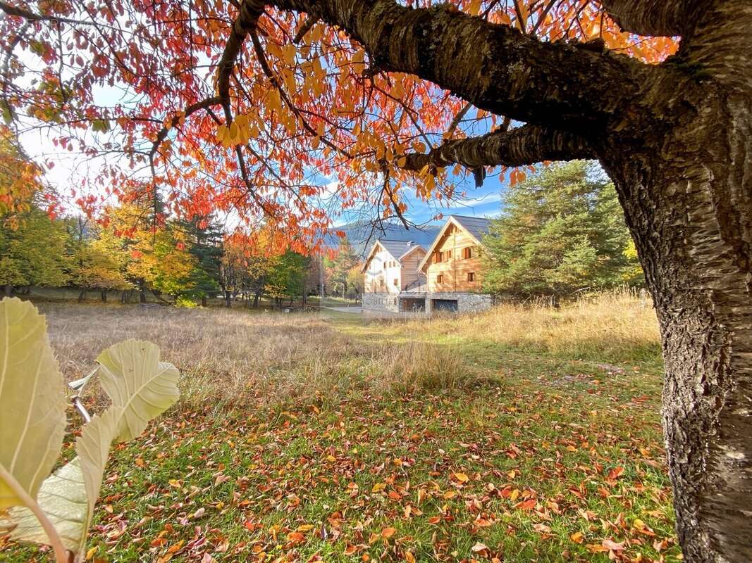 Appartement à SAINT-ETIENNE-DE-TINEE