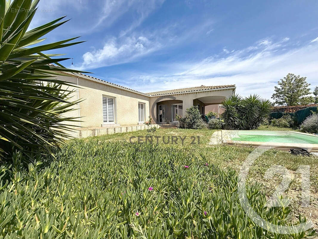 Maison à SAINT-HIPPOLYTE