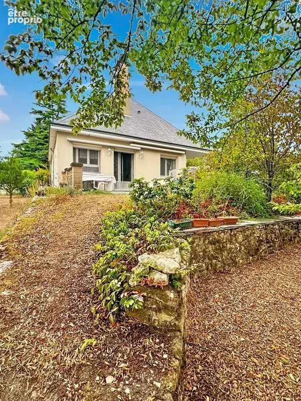 Maison lumineuse avec grand sous-sol, jardin arboré et verger - photo 25