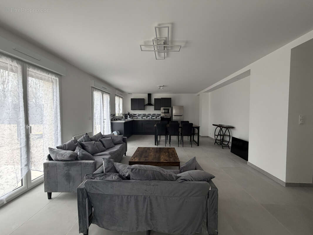 Maison à VILDE-GUINGALAN