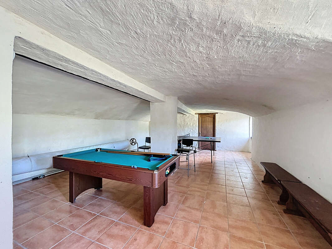 Maison à SAINT-SAUVEUR-LE-VICOMTE