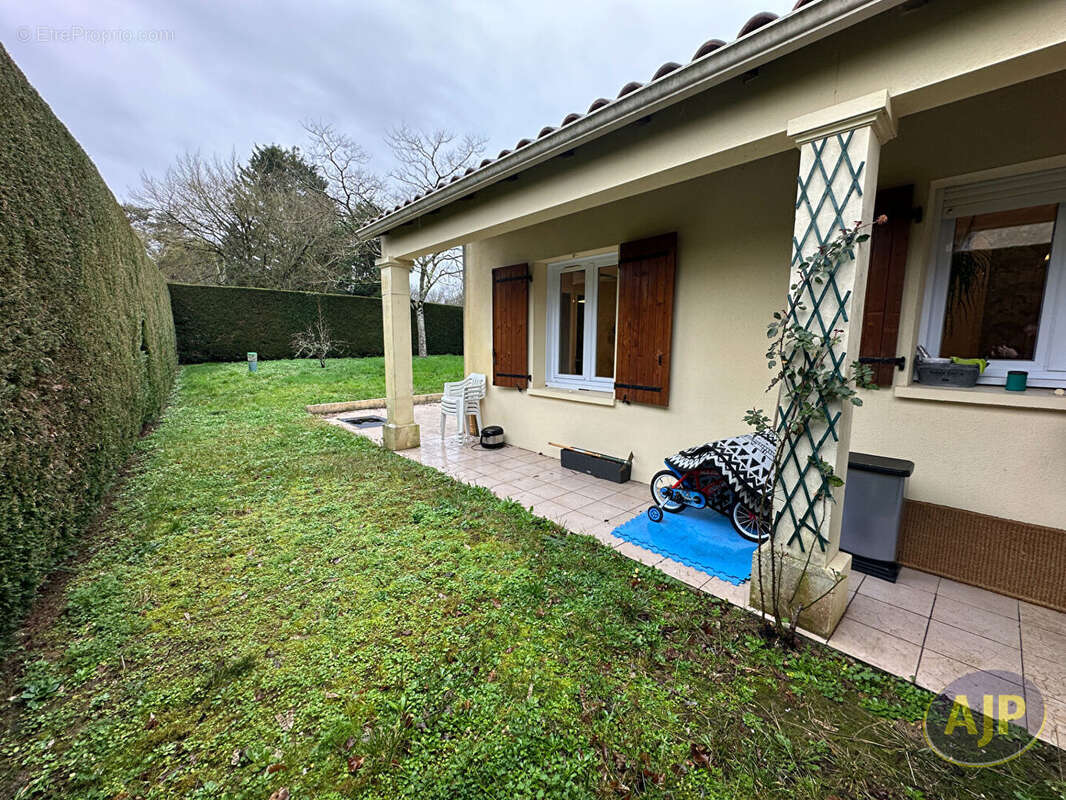 Appartement à JONZAC