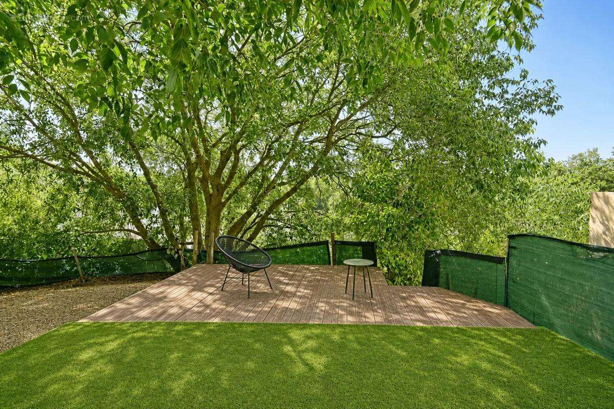 Maison de 4 pièces de 82 m² à Montpezat - photo 12