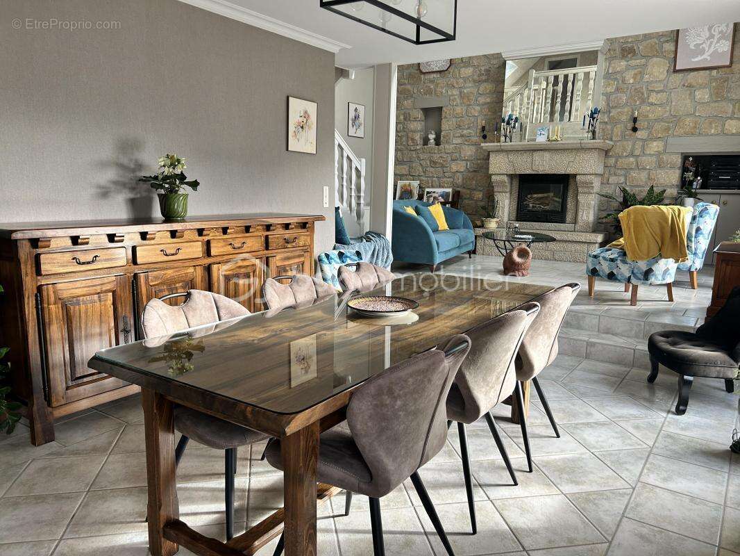 Ensemble immobilier de caractère au cœur de la campagne de Plestan - photo 16