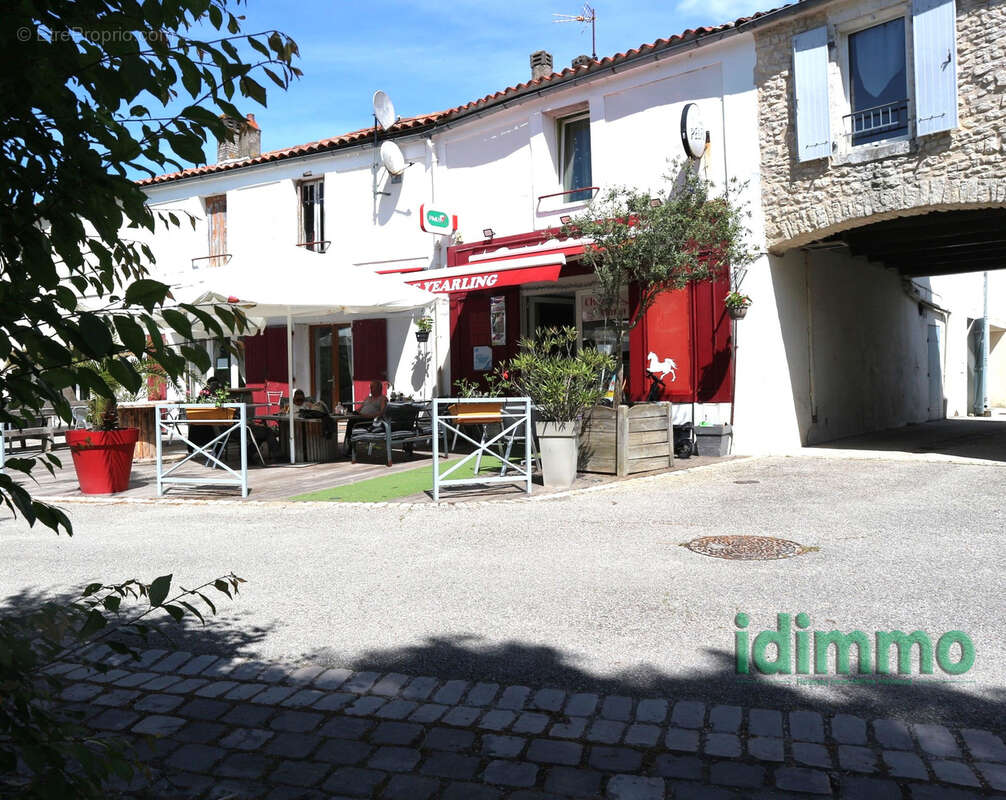 Maison à LA JARRIE