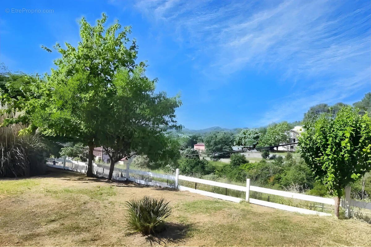 Maison à LA VERDIERE