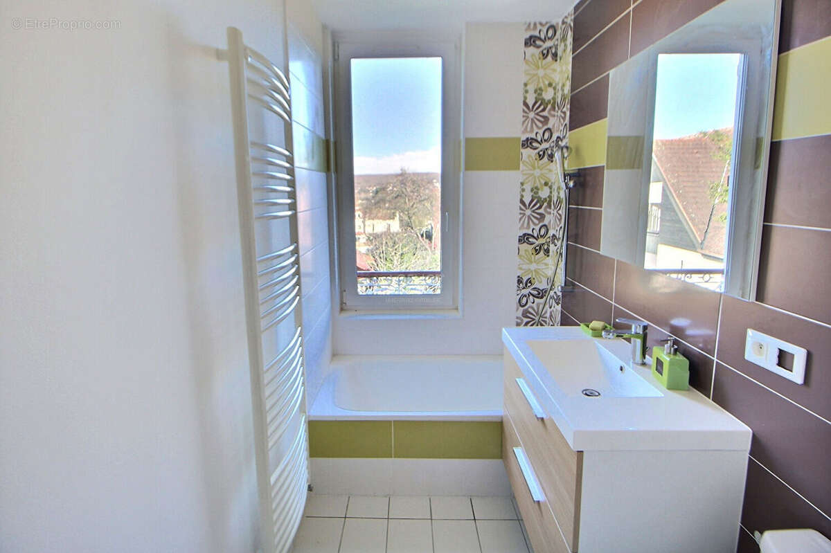 Maison à VERNOUILLET