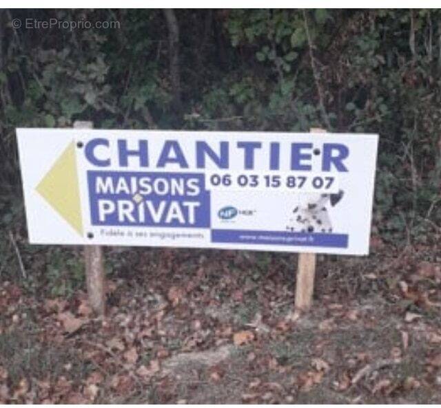 Terrain à LA ROCHE-SUR-YON