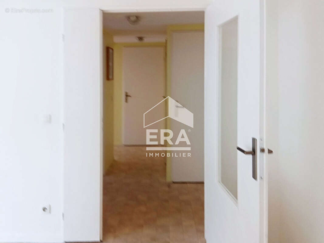 Appartement à JOUY-LE-MOUTIER