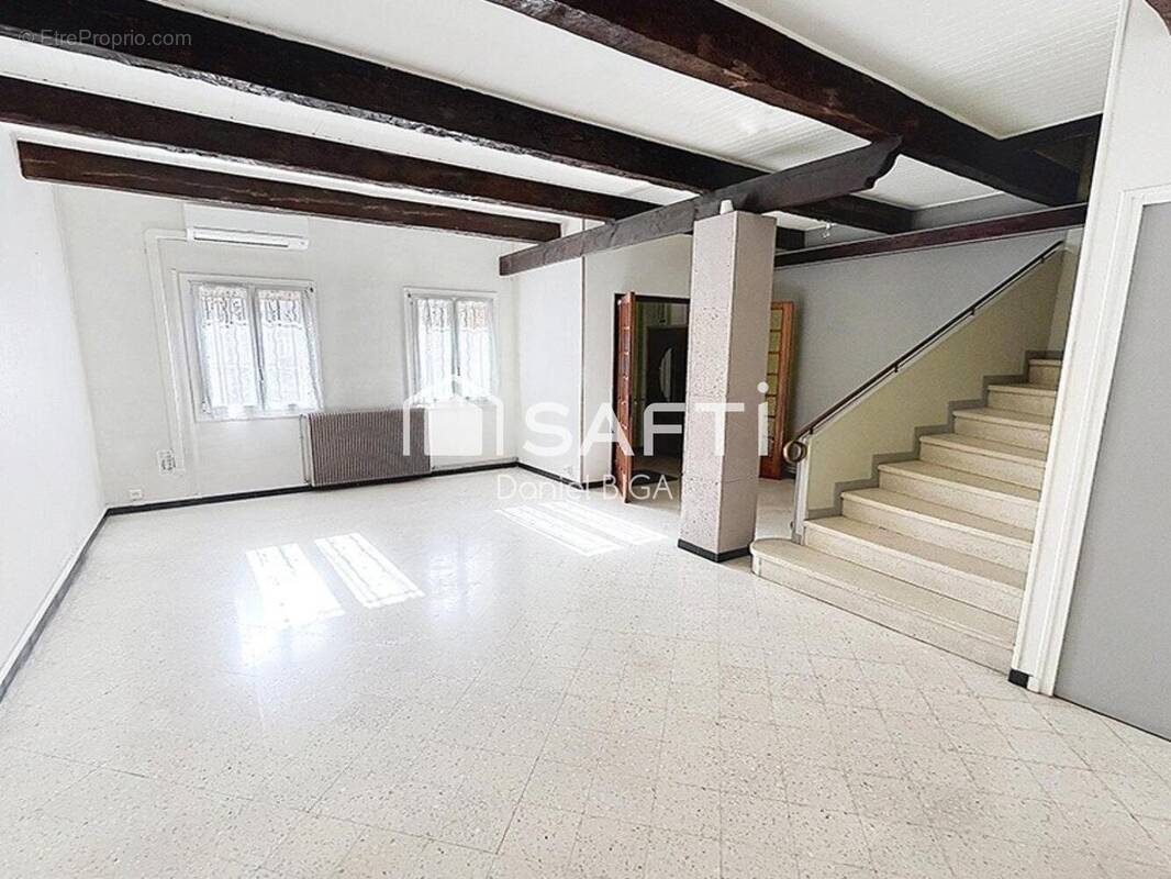 Photo 1 - Maison à MARSEILLE-10E