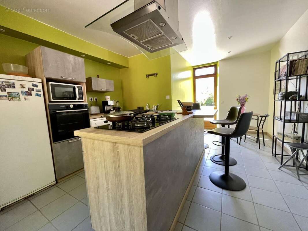 Maison 333 m² à Marolles  - photo 5