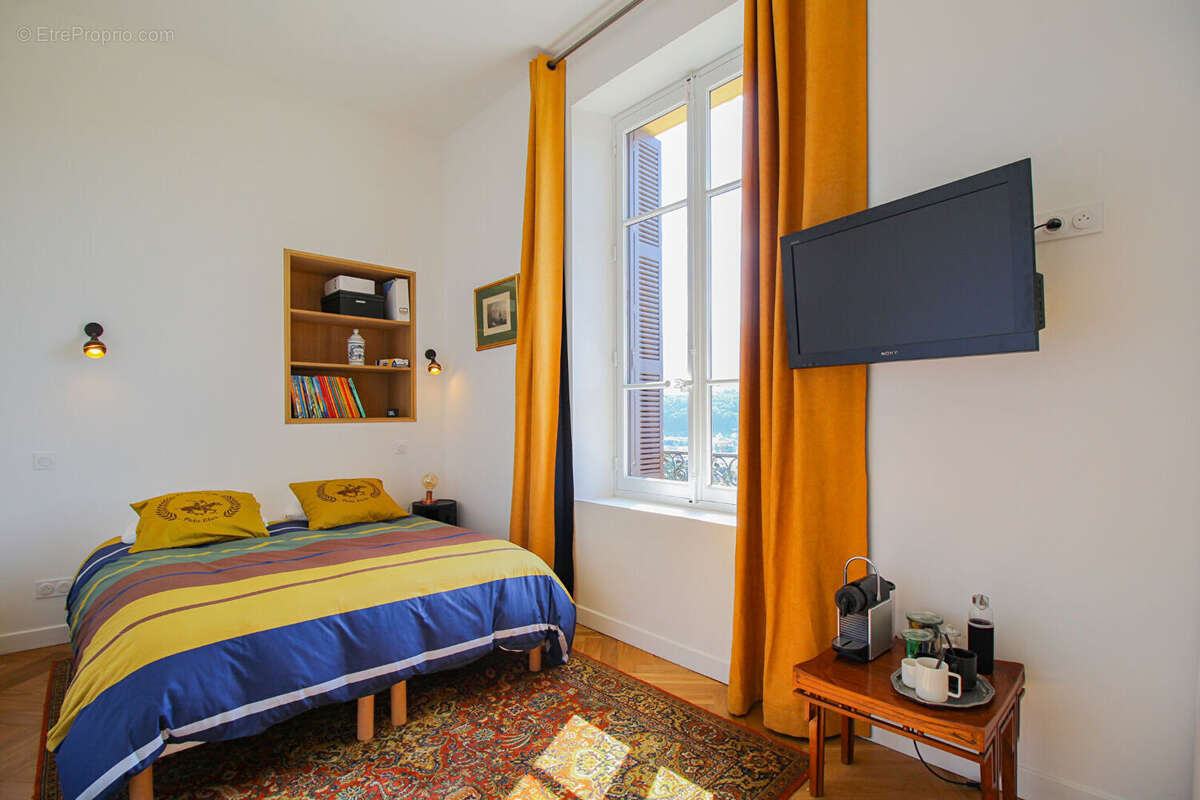 Appartement à AIX-LES-BAINS