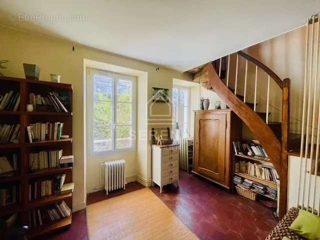 Maison à JANVILLE-SUR-JUINE