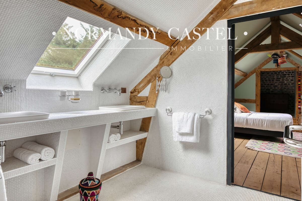 Maison à TROUVILLE-SUR-MER