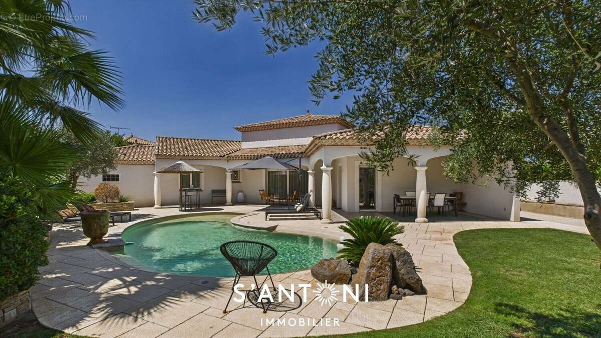 LE GRAU D'AGDE- Villa de PP sur terrain de 915 m² proche de toutes commodités - photo 4