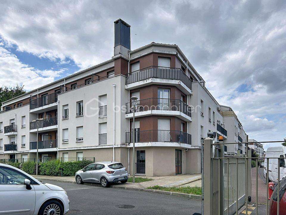 Appartement à CORBEIL-ESSONNES