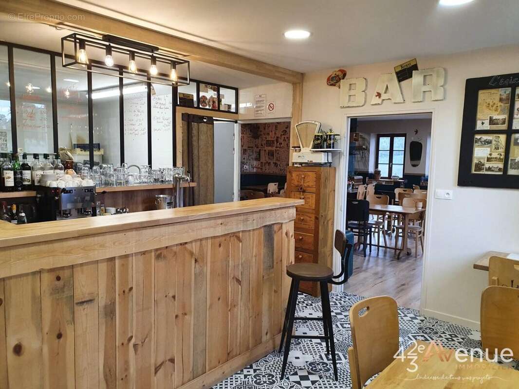 Appartement à SAINT-HILAIRE-CUSSON-LA-VALMITTE