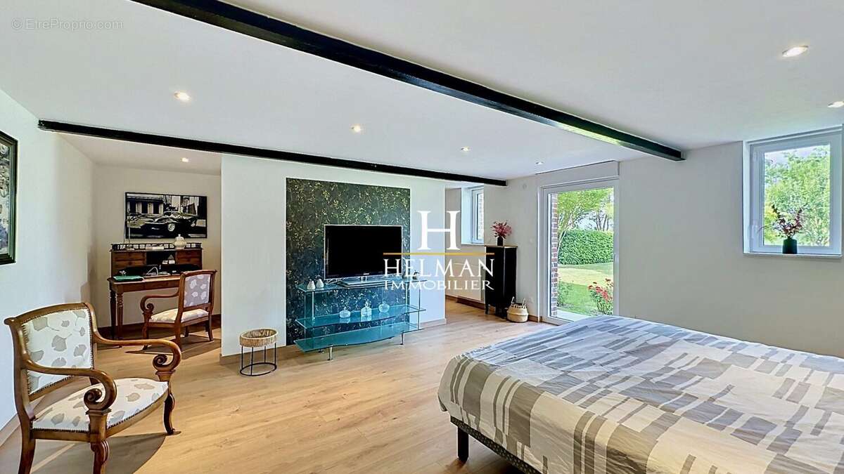 Maison 375 m² à Wormhout  - photo 5