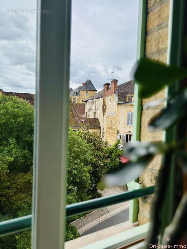 Appartement à SARLAT-LA-CANEDA